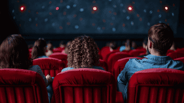 Critics Corner: Reviews and Recommendations for Movie Buffs